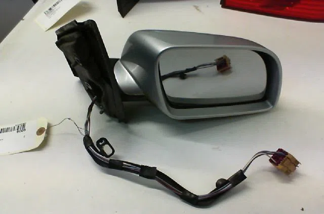Retroviseur exterieur electrique droit VOLKSWAGEN POLO IV Phase 1 01-2002--05-2005 occasion