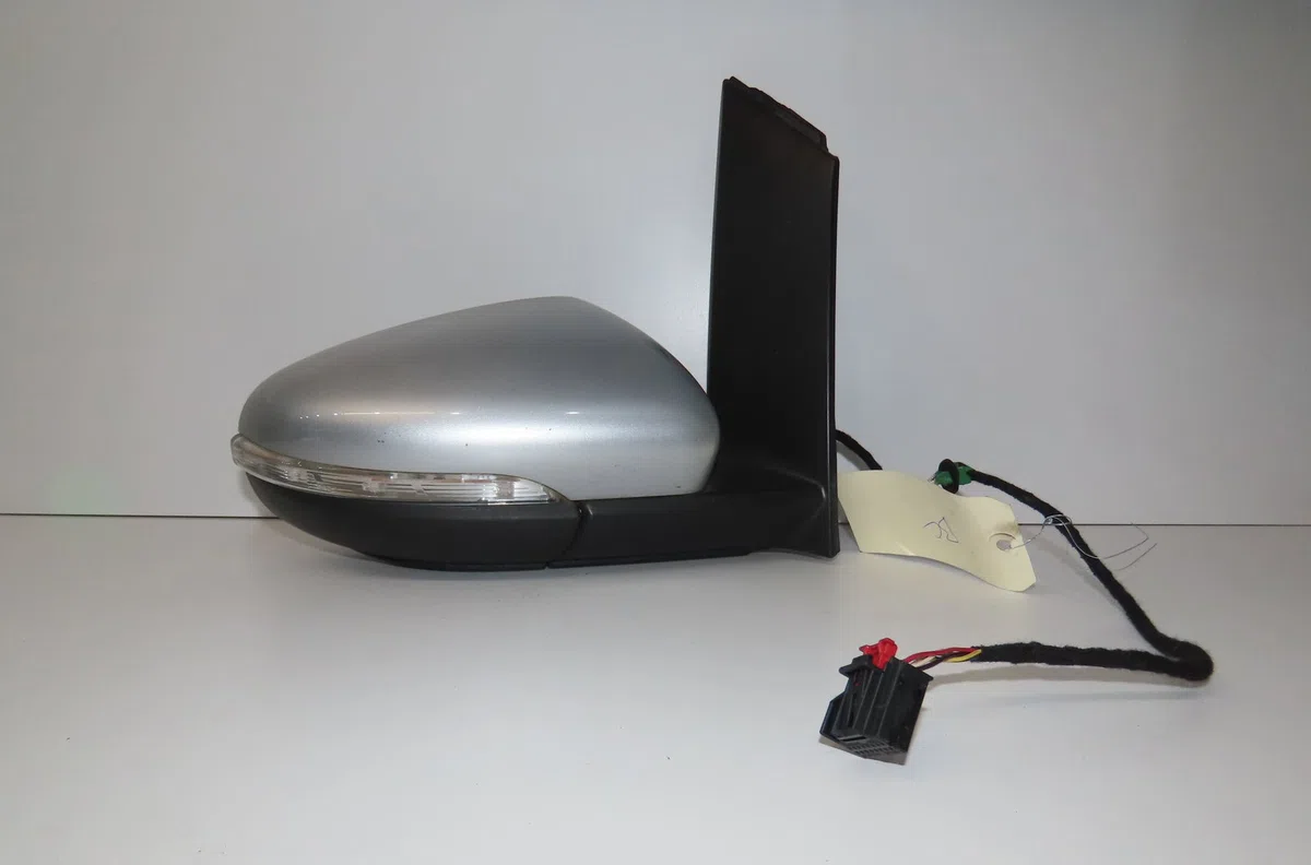 Retroviseur exterieur electrique droit Volkswagen TOURAN (1T3) 2.0 tdi (2010-2015) 5 portes occasion