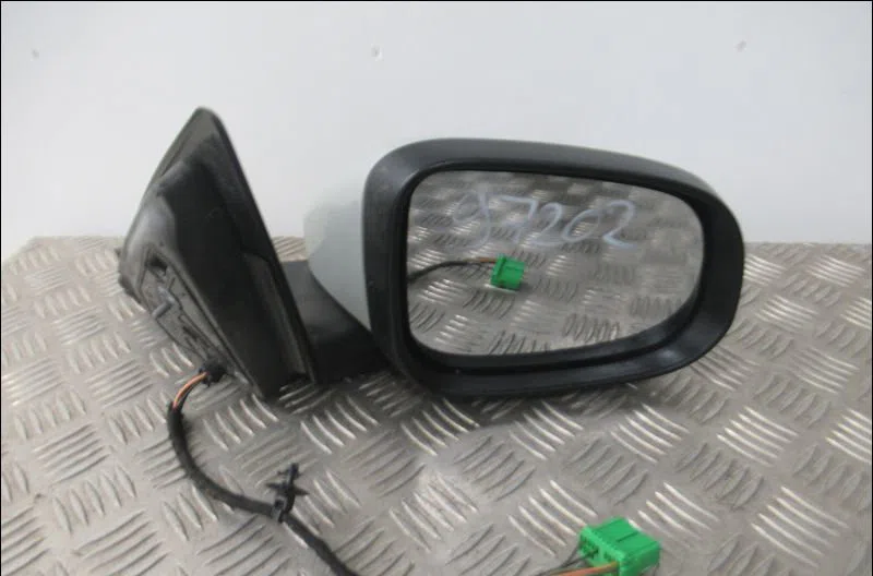 Retroviseur exterieur electrique droit Volvo C30 (533) 1.6 d (2006-2012) occasion