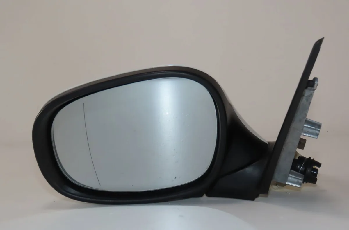 Retroviseur exterieur electrique gauche Bmw 1 (E87) 116 d (2009-2011) occasion
