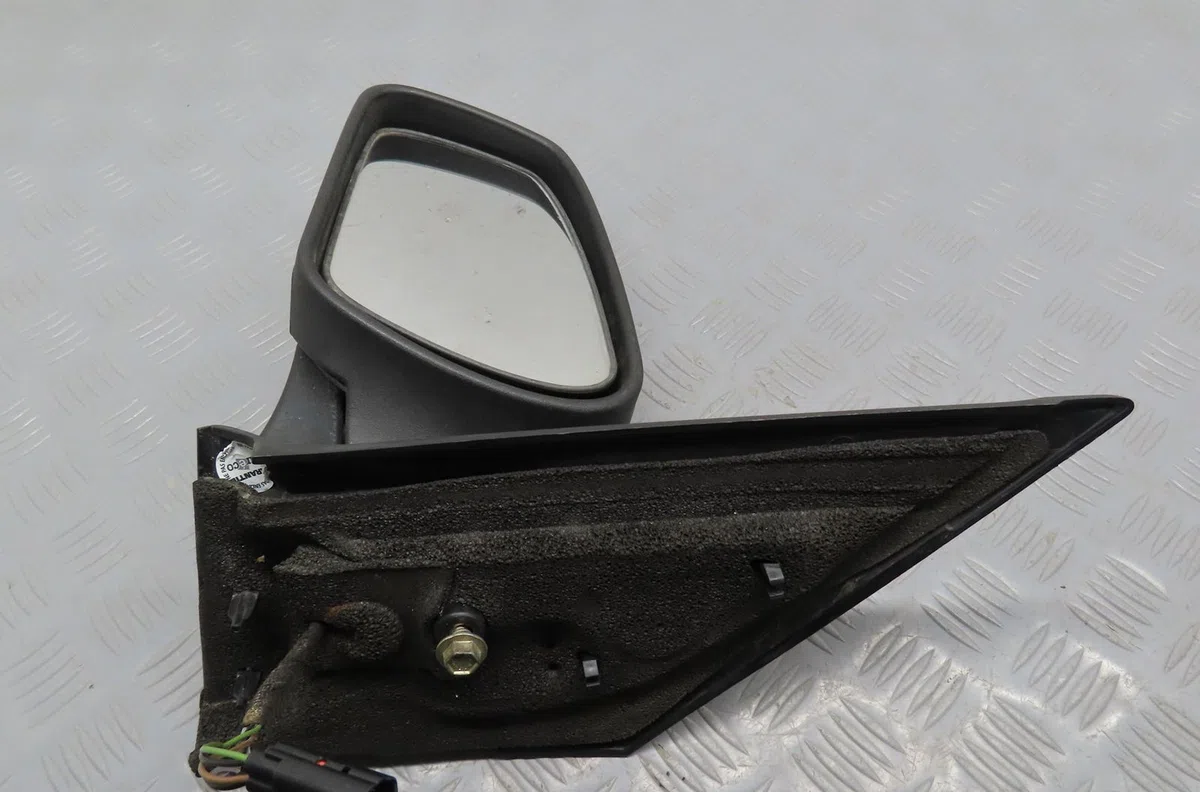 Retroviseur exterieur electrique gauche Ford FIESTA V (JH_, JD_) St150 (2005-2008) occasion