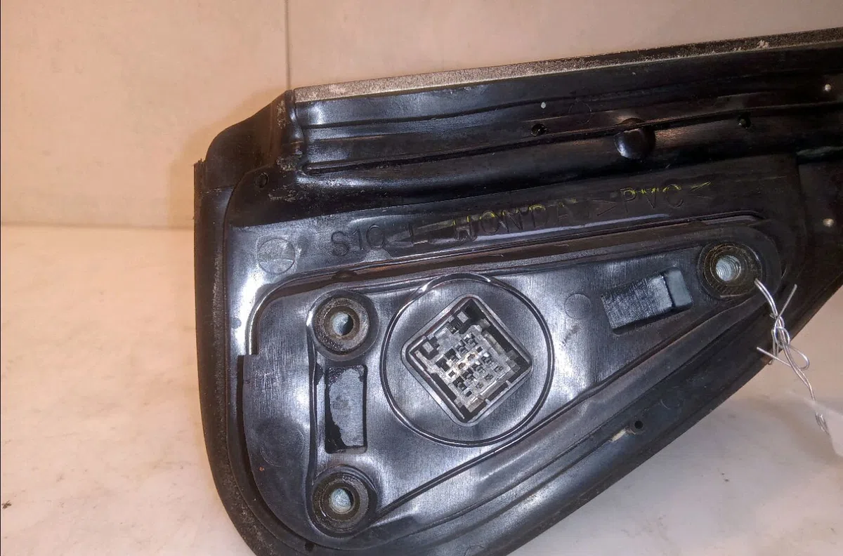Retroviseur exterieur electrique gauche Honda CR-V I (RD) 2.0 16v 4wd (rd1, rd3) (1995-2001) occasion