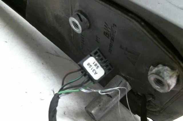 Retroviseur exterieur electrique gauche Mercedes-benz VITO Camionnette (W447) 114 cdi (447.601, 447.603, 447.605) (2014)