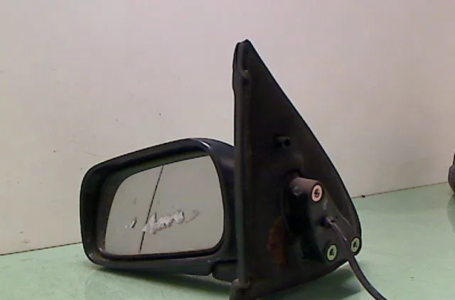 Retroviseur exterieur electrique gauche Nissan ALMERA I Hatchback (N15) 1.4 (1995-2000) occasion