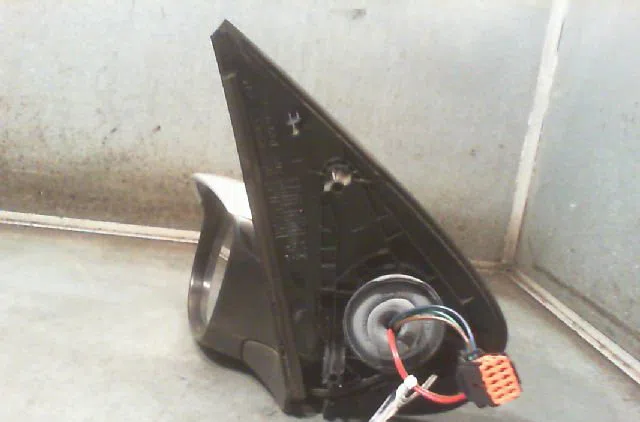 Retroviseur exterieur electrique gauche Peugeot 206 SW (2E-K) 1.4 hdi (2002-2007) 5 portes occasion