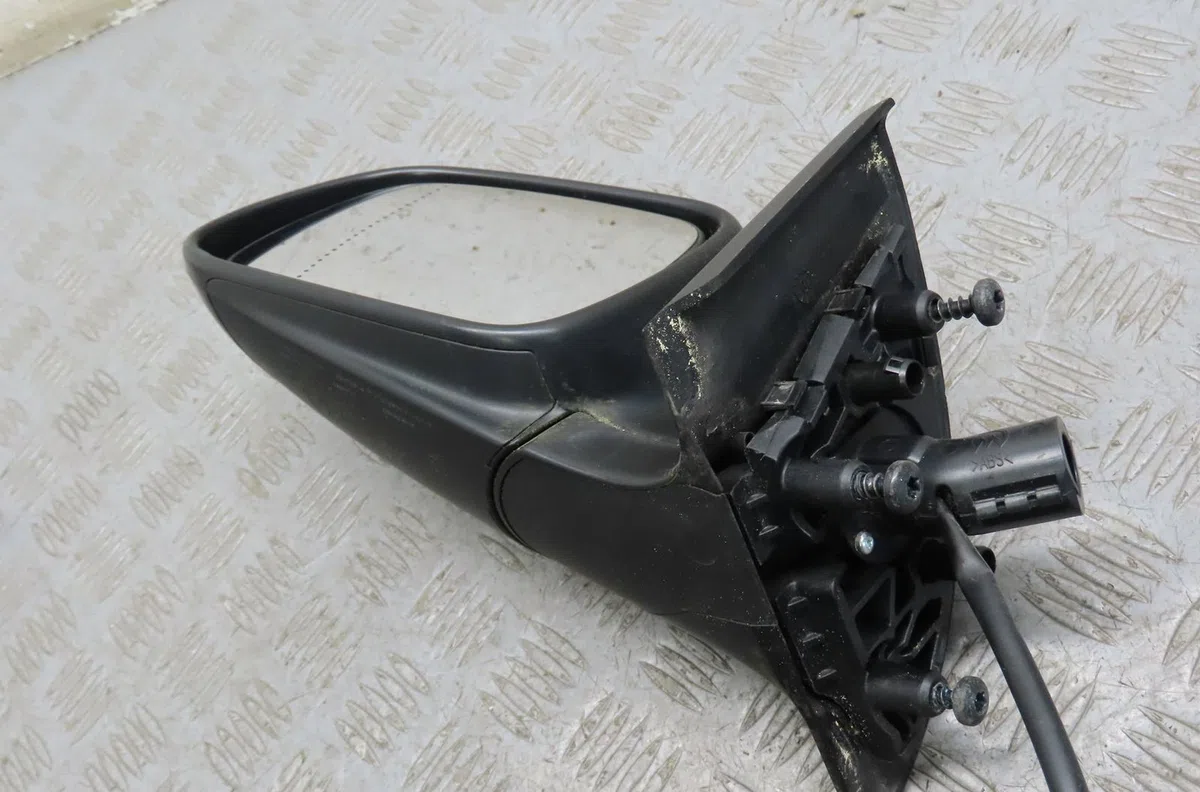Retroviseur exterieur electrique gauche Peugeot 307 SW (3H) 2.0 hdi 90 (2002-2008) occasion