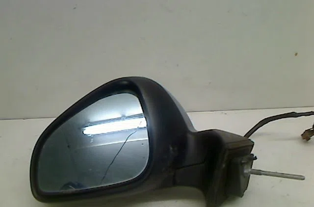 Retroviseur exterieur electrique gauche PEUGEOT 407 SW 2.0 HDI 16V FAP occasion