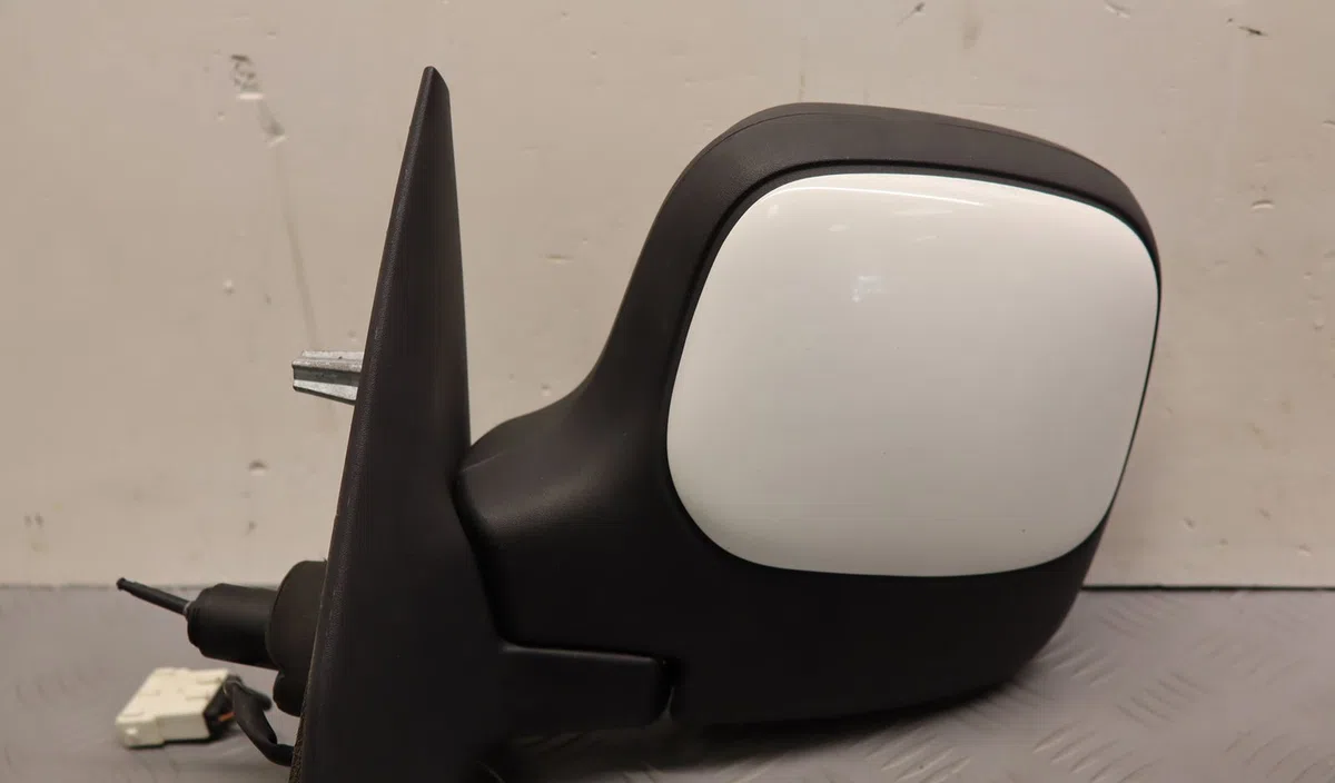 Retroviseur exterieur electrique gauche Peugeot PARTNER Monospace (5_, G_) 1.4 (1996-2015) occasion