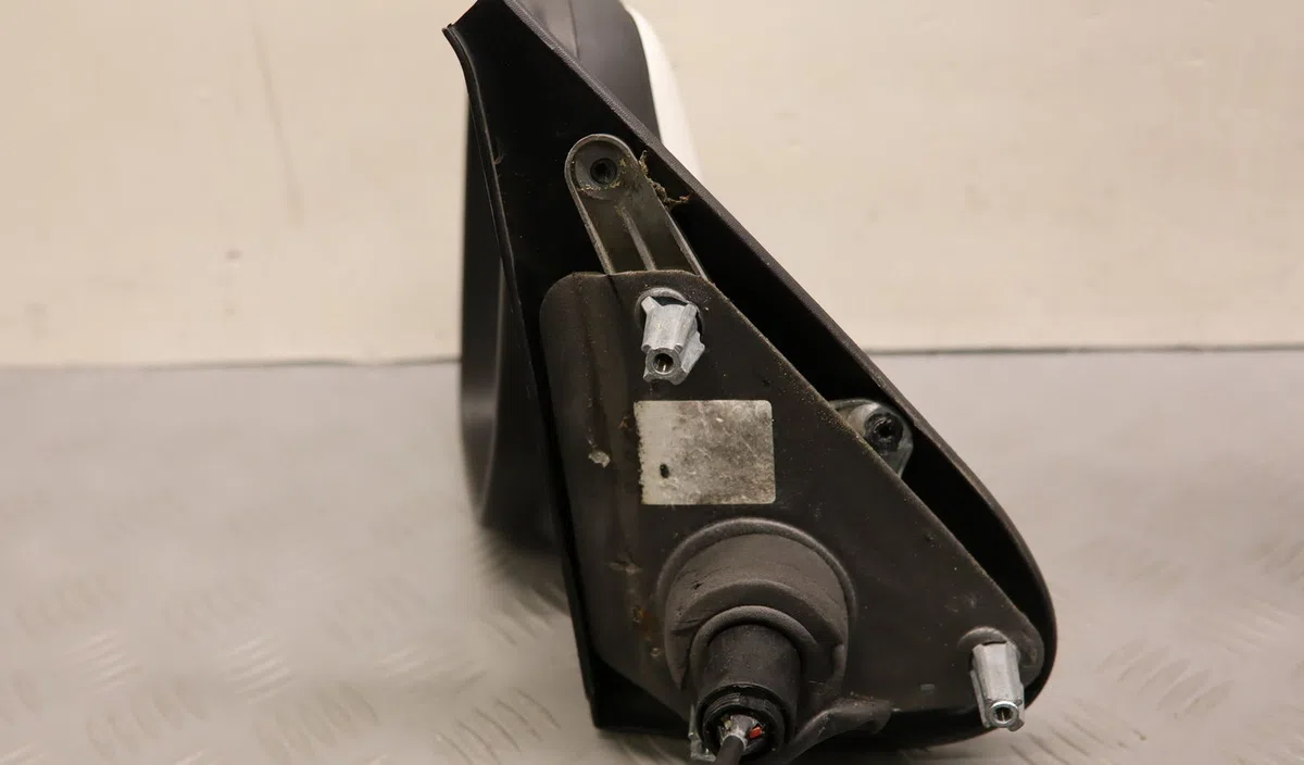 Retroviseur exterieur electrique gauche Peugeot PARTNER Monospace (5_, G_) 1.4 (1996-2015) occasion