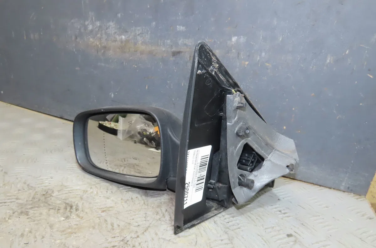 Retroviseur exterieur electrique gauche Renault CLIO III (BR0-1, CR0-1) 1.2 16v (br02, br0j, br11, cr02, cr0j, cr11) (20