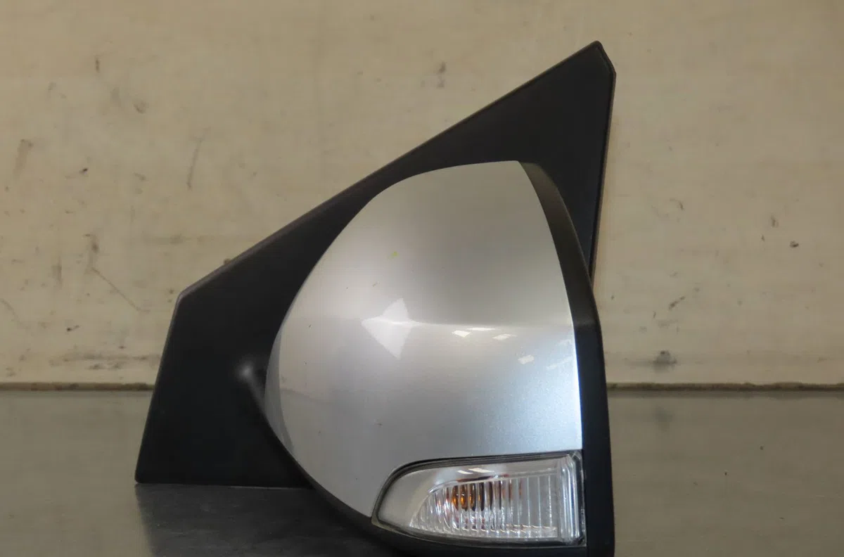 Retroviseur exterieur electrique gauche RENAULT MEGANE III 2010 occasion