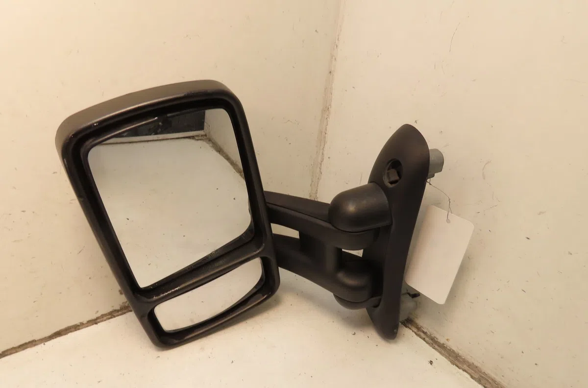 Retroviseur exterieur electrique gauche Renault TRAFIC II Camionnette (FL) 2.0 dci 115 (fl01, fl0u) (2006) occasion