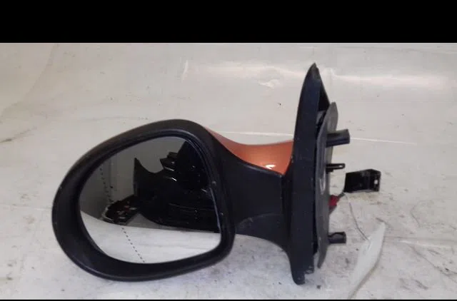 Retroviseur exterieur electrique gauche Renault TWINGO II (CN0_) 1.5 dci (cn0e) (2007-2014) 3 portes occasion