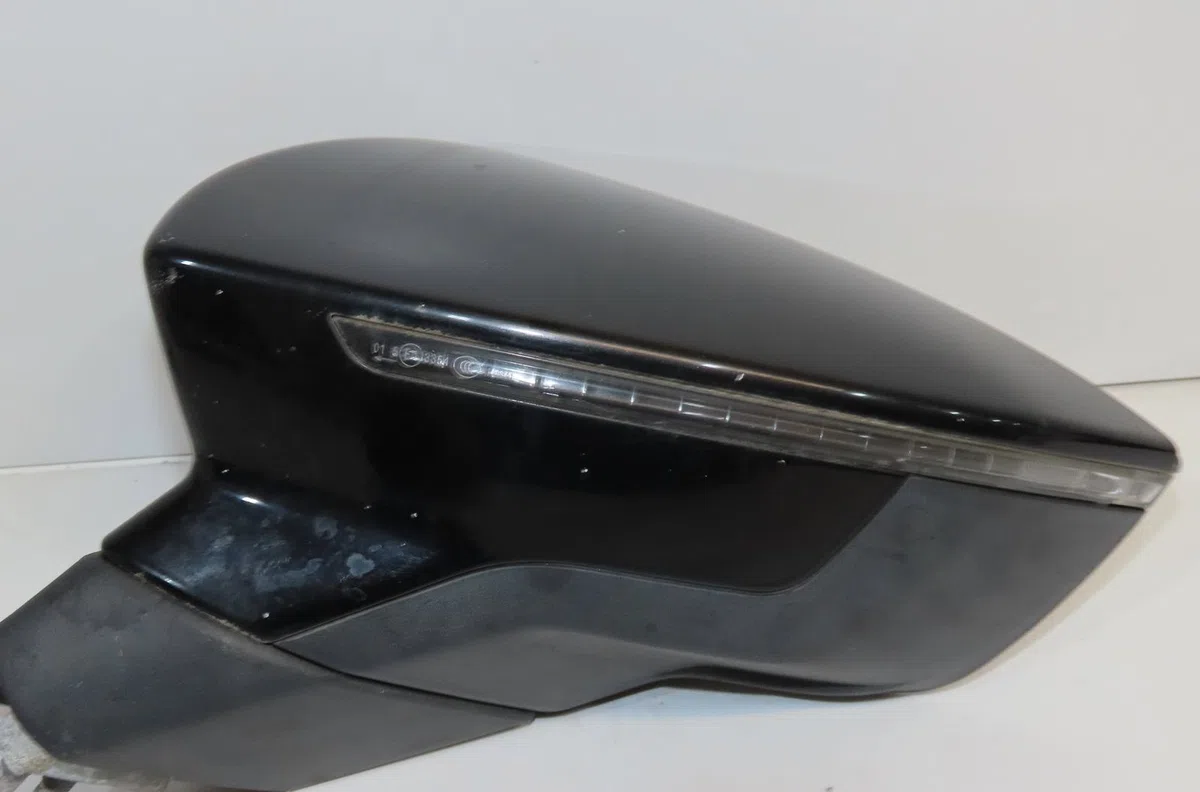 Retroviseur exterieur electrique gauche Seat LEON (5F1) 2.0 tdi (2012-2020) 5 portes occasion