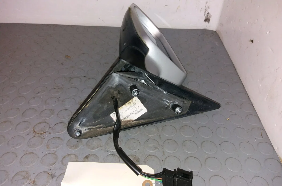 Retroviseur exterieur electrique gauche Skoda OCTAVIA I Combi (1U5) 1.9 tdi (1998-2010) occasion