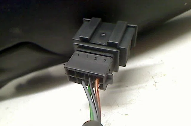 Retroviseur exterieur electrique gauche Skoda ROOMSTER (5J7) 1.9 tdi (2006-2010) 5 portes occasion