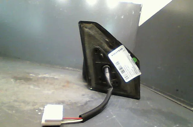 Retroviseur exterieur electrique gauche TOYOTA AVENSIS 2004 occasion