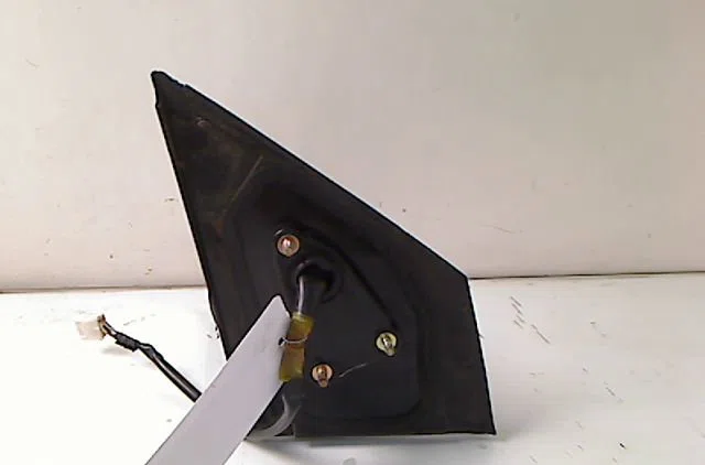 Retroviseur exterieur electrique gauche TOYOTA YARIS I 1999 occasion