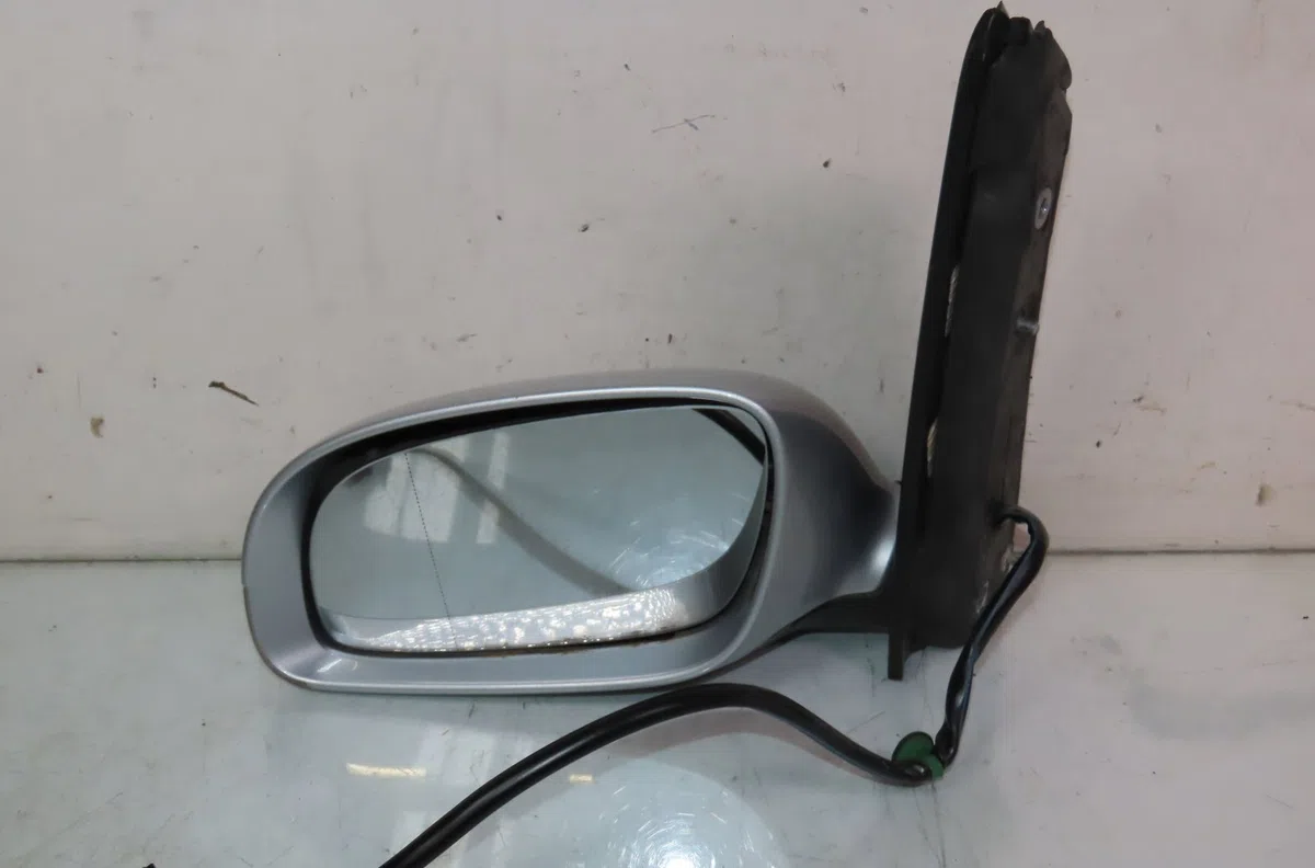 Retroviseur exterieur electrique gauche Volkswagen TOURAN (1T1, 1T2) 2.0 tdi 16v (2003-2010) 5 portes occasion