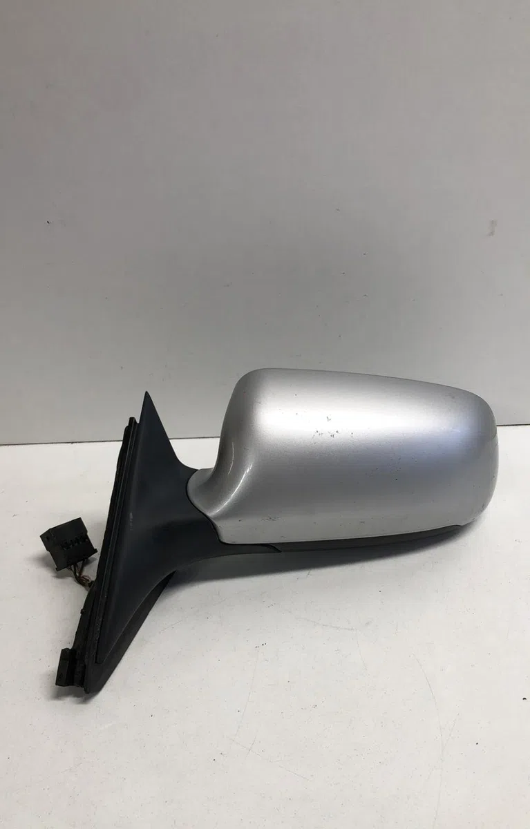 Retroviseur exterieur gauche Audi A3 (8L1) 1.9 tdi (1996-2001) occasion