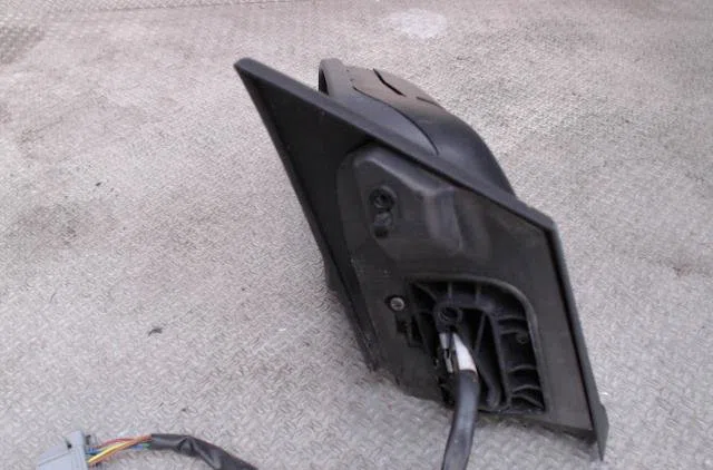 Retroviseur exterieur gauche FORD FOCUS 2  FOCUS 2 PHASE 1 CABRIOLET occasion