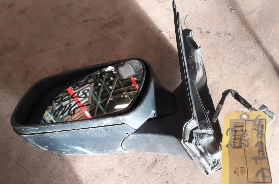 Retroviseur exterieur gauche Ford FOCUS II (DA_, HCP, DP) 1.8 tdci (2005-2012) occasion