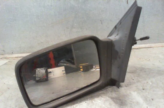 Retroviseur exterieur gauche FORD SIERRA Phase 1 09-1982--01-1987 occasion