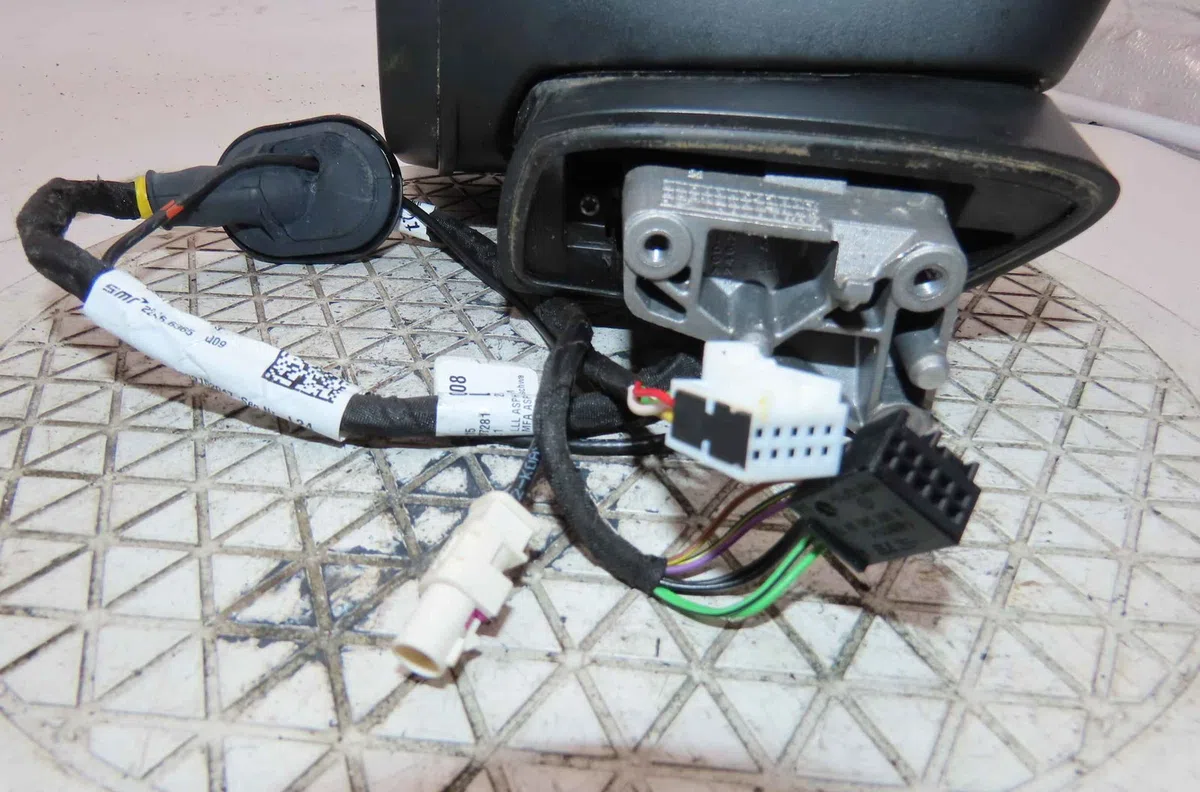 Retroviseur exterieur gauche MERCEDES CLASSE A IV occasion