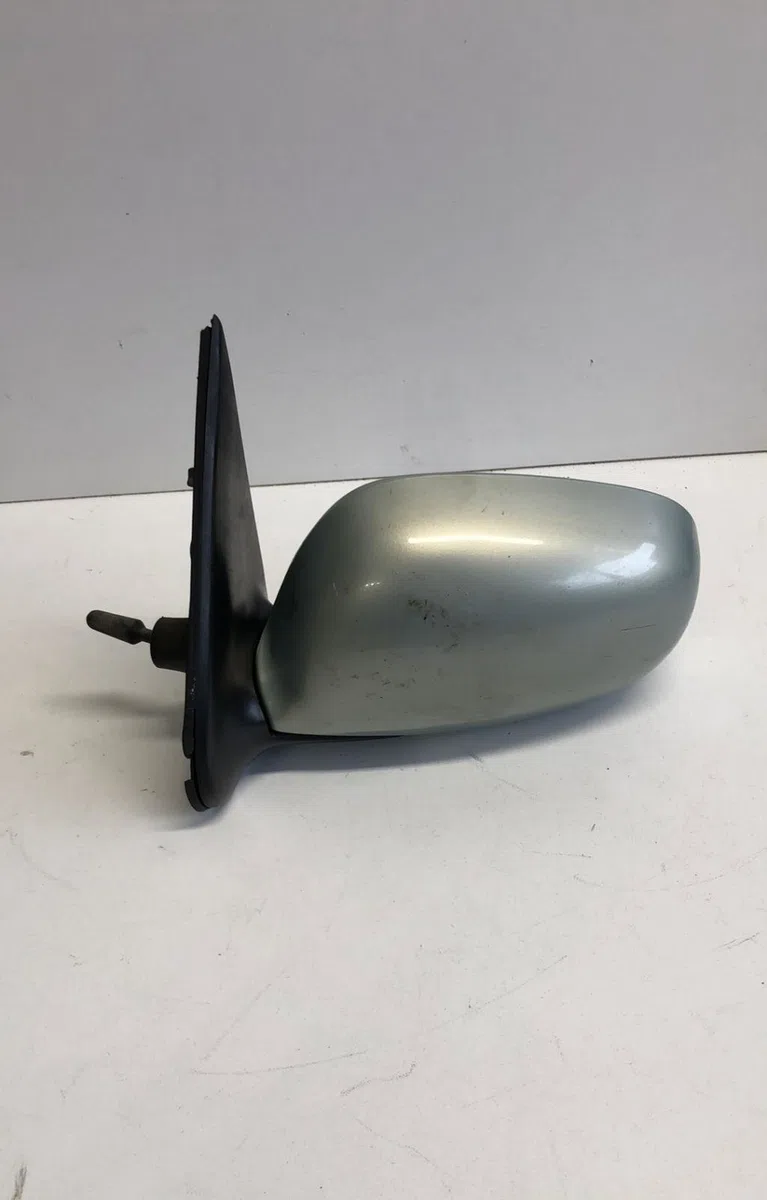 Retroviseur exterieur gauche Nissan MICRA II (K11) 1.0 i 16v (1992-2000) occasion