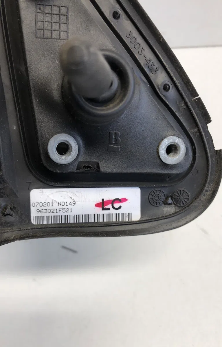 Retroviseur exterieur gauche Nissan MICRA II (K11) 1.0 i 16v (1992-2000) occasion