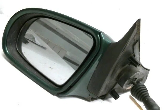Retroviseur exterieur gauche Opel CORSA B (S93) 1.2 i 16v (f08, f68, m68) (1998-2000) 5 portes occasion