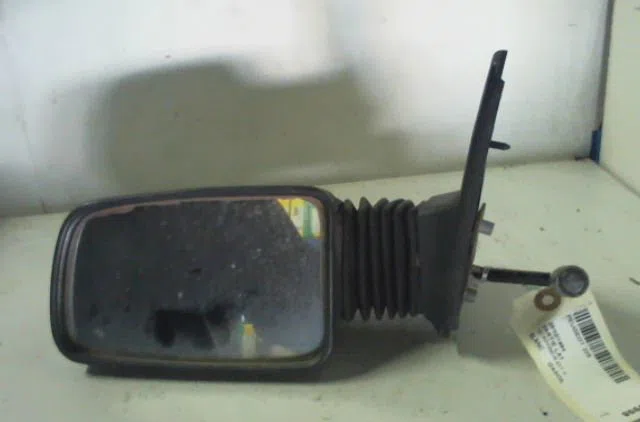 Retroviseur exterieur gauche PEUGEOT 205 occasion