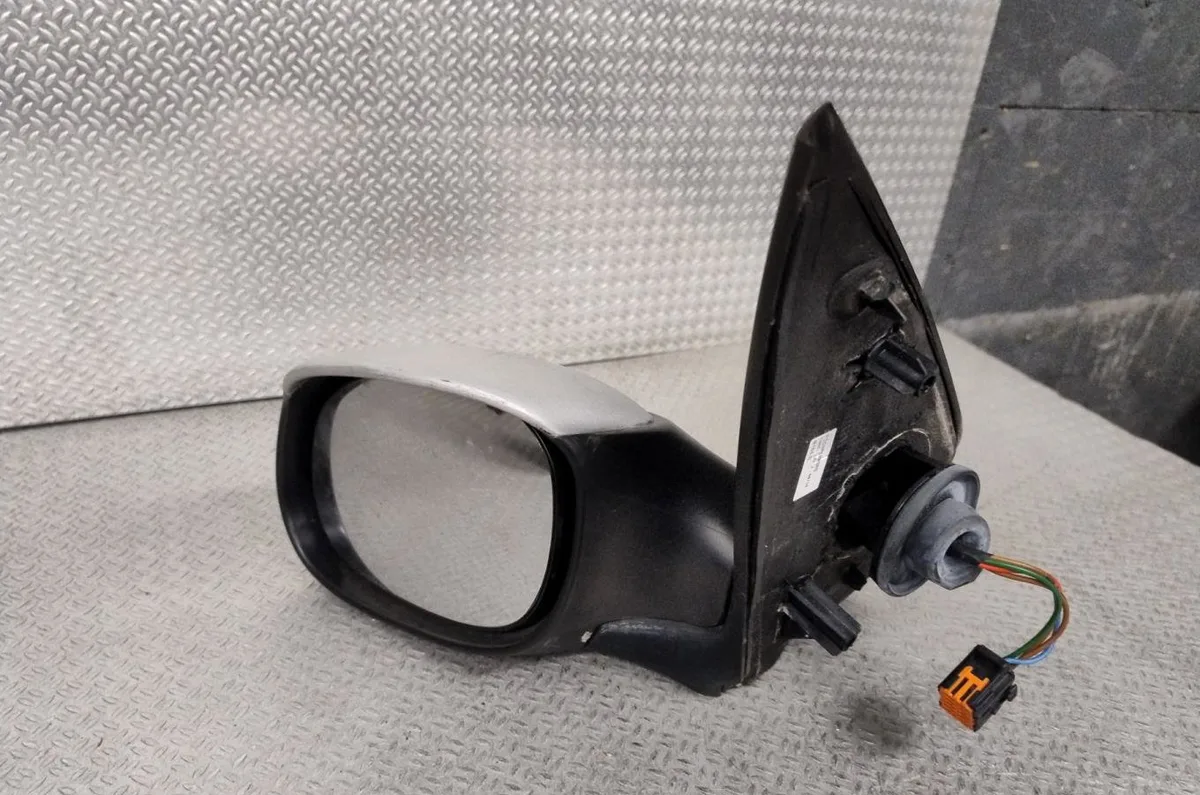 Retroviseur exterieur gauche Peugeot 206 3-5 portes (2A-C) 1.6 16v (2000-2009) 3 portes occasion