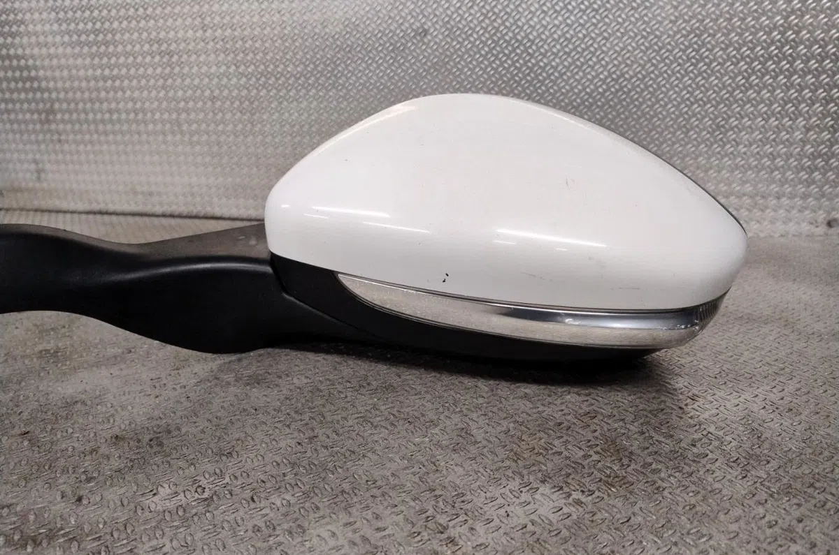 Retroviseur exterieur gauche Peugeot 208 I (CA_, CC_) 1.4 hdi (2012) 3 portes occasion
