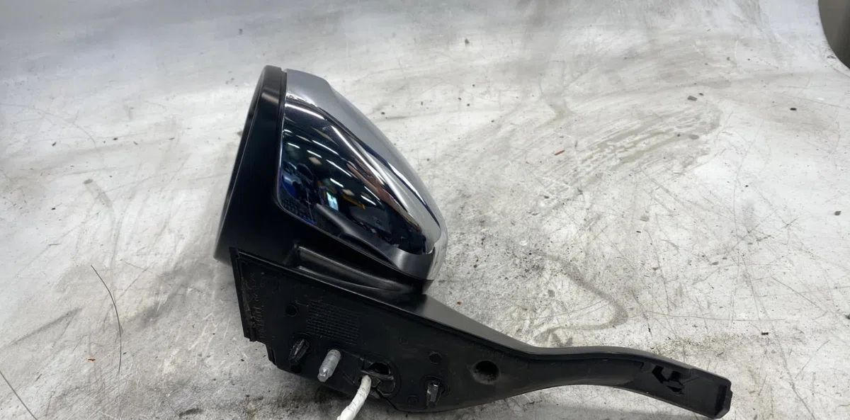 Retroviseur exterieur gauche Peugeot 208 I (CA_, CC_) 1.6 hdi - bluehdi 75 (2013) 5 portes occasion