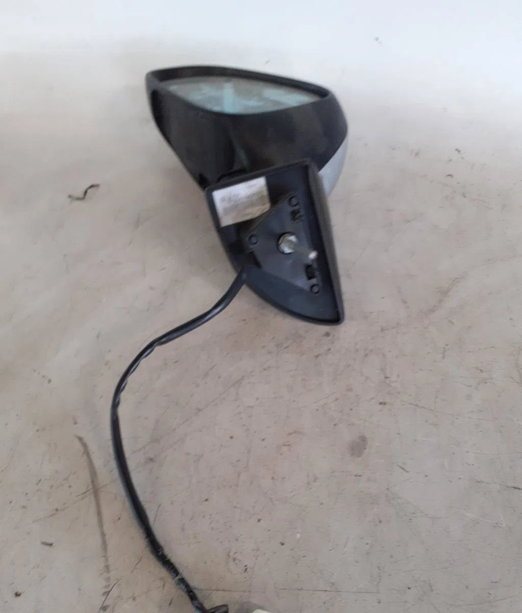 Retroviseur exterieur gauche PEUGEOT 407 PHASE 1 BREAK occasion
