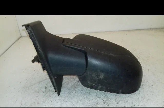 Retroviseur exterieur gauche Renault CLIO III (BR0-1, CR0-1) 1.5 dci (c-br0g, c-br1g) (2005-2012) 5 portes occasion