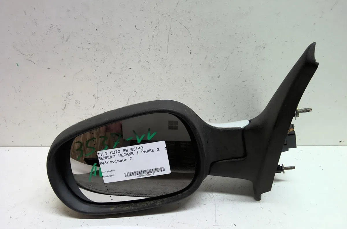 Retroviseur exterieur gauche Renault MEGANE I (BA0-1_) 1.9 dti (ba08, ba0n) (1997-2001) occasion