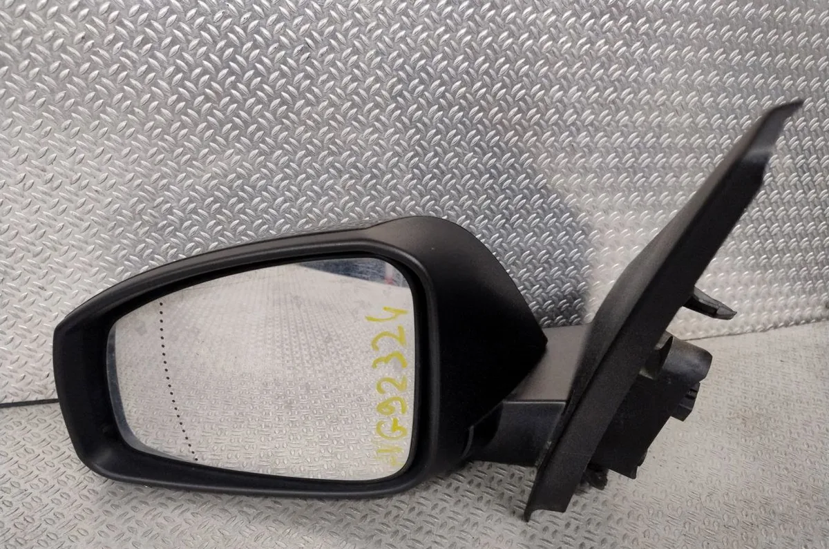 Retroviseur exterieur gauche Renault MEGANE III 3-5 portes (BZ0-1_, B3_) 1.5 dci (bz09, bz0d, bz1w, bz29, bz14) (2009) 5