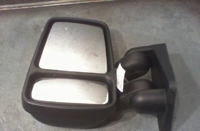 Retroviseur exterieur gauche RENAULT TRAFIC 1999 occasion