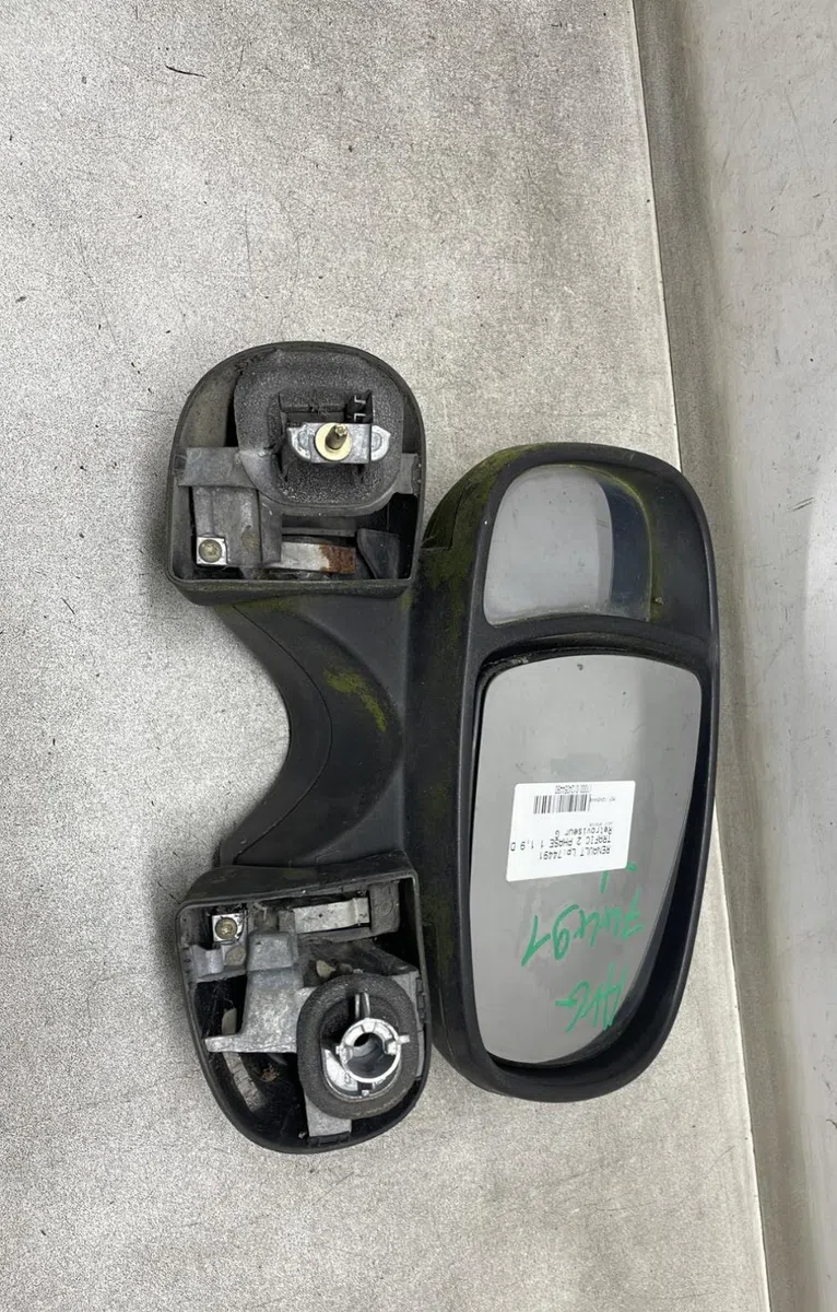Retroviseur exterieur gauche Renault TRAFIC II Camionnette (FL) 1.9 dci 80 (fl0b) (2001-2006) occasion