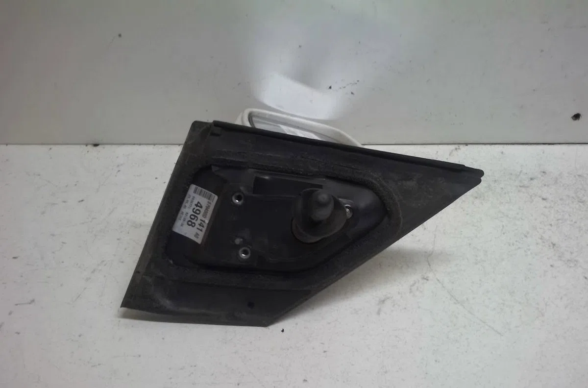 Retroviseur exterieur gauche Toyota YARIS (_P1_) 1.4 d-4d (nlp10_) (2001-2005) occasion