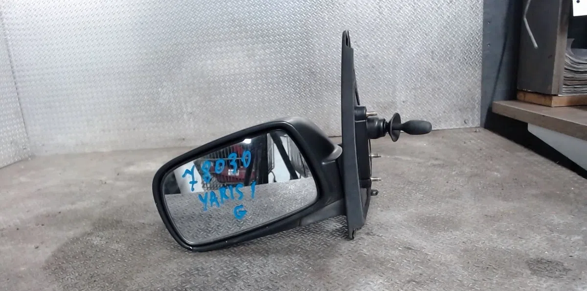 Retroviseur exterieur gauche Toyota YARIS (_P1_) 1.4 d-4d (nlp10_) (2001-2005) occasion
