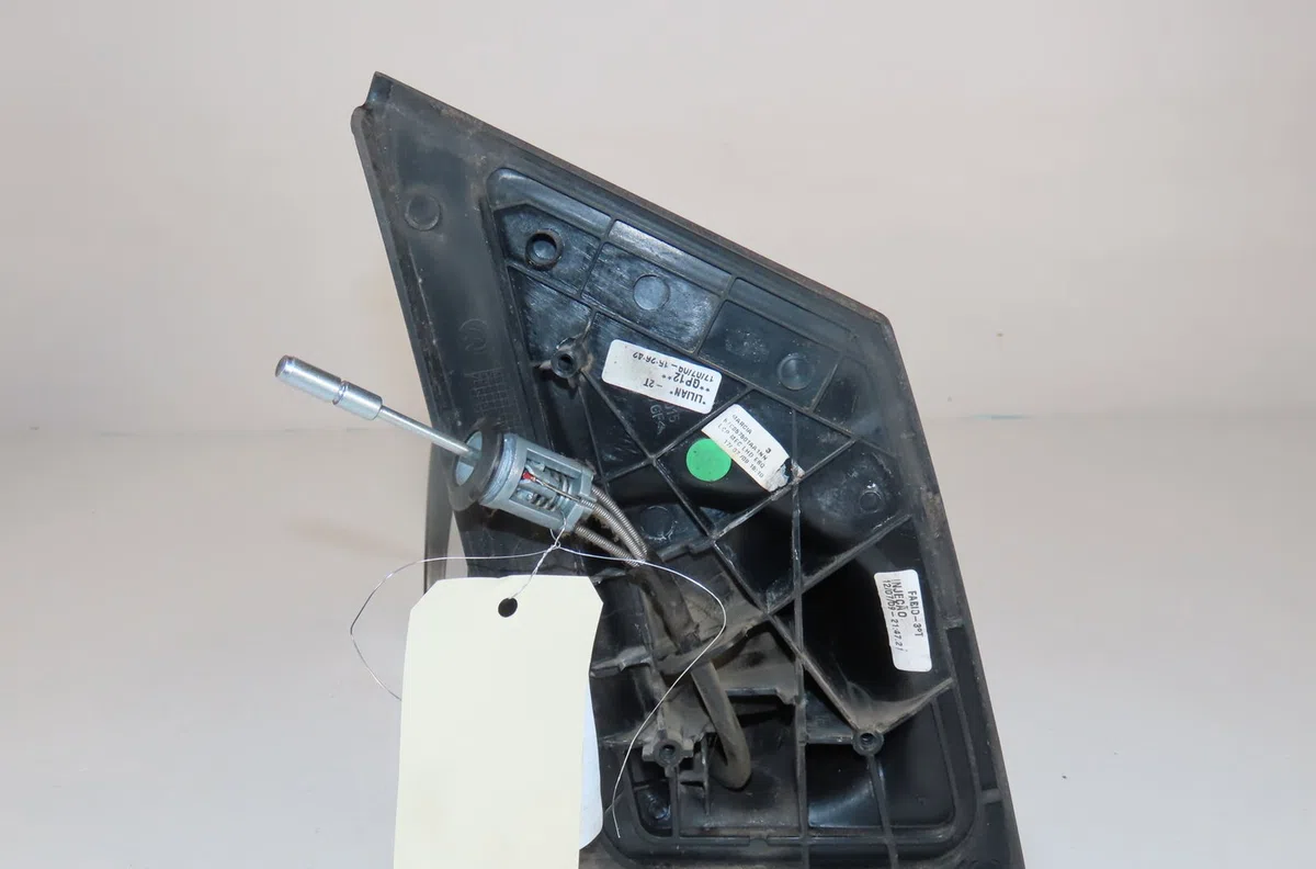 Retroviseur exterieur gauche Volkswagen FOX 3-5 portes (5Z1, 5Z3, 5Z4) 1.2 (2005-2011) occasion