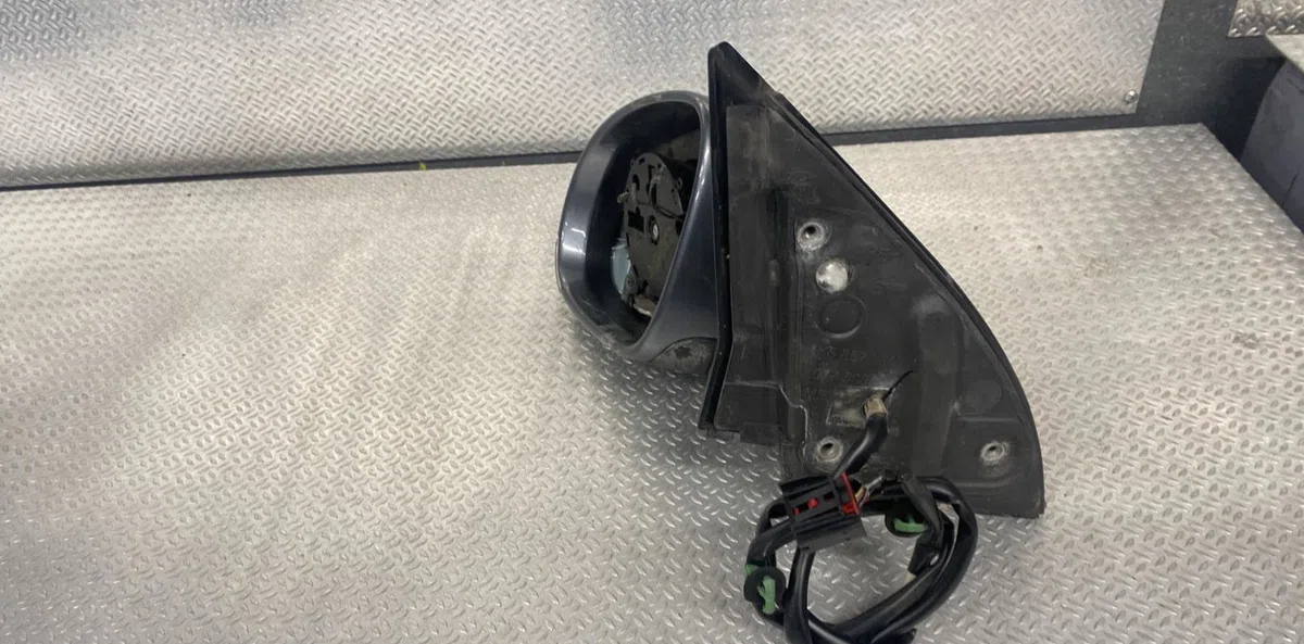 Retroviseur exterieur gauche VOLKSWAGEN JETTA 3  JETTA 3 occasion