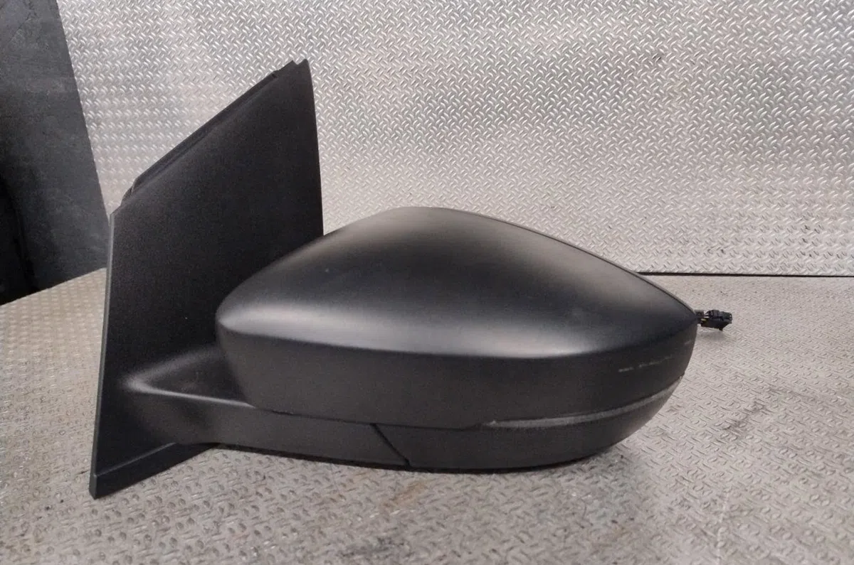 Retroviseur exterieur gauche VOLKSWAGEN POLO 5  POLO 5 PHASE 1 occasion