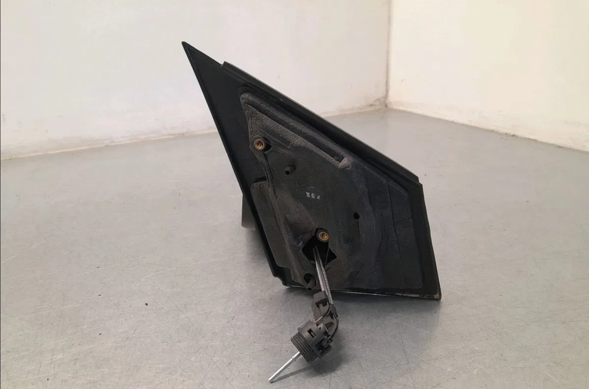 Retroviseur exterieur gauche Volkswagen POLO (9N_, 9A_) 1.4 tdi (2001-2005) occasion