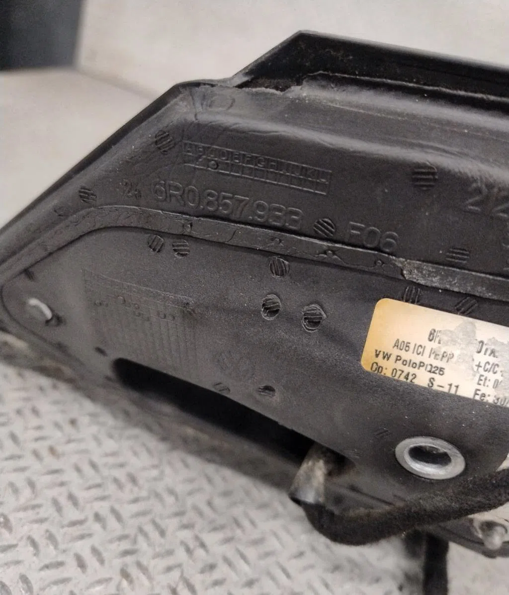 Retroviseur exterieur gauche Volkswagen POLO V (6R1, 6C1) 1.6 tdi (2009) 5 portes occasion