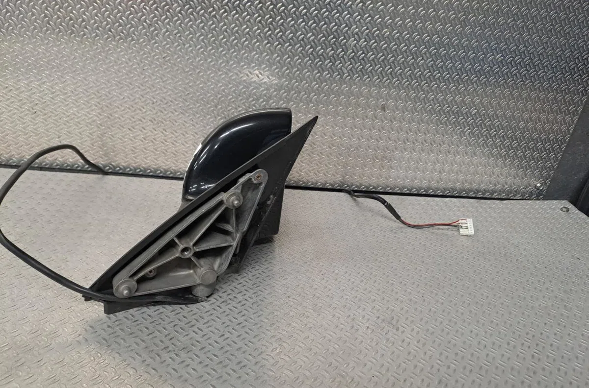 Retroviseur exterieur manuel droit AUDI A4 2  A4 2 AVANT PHASE 2 BREAK occasion