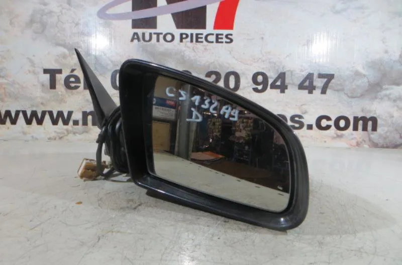 Retroviseur exterieur manuel droit AUDI A4 2 AVANT PHASE 1 BREAK occasion